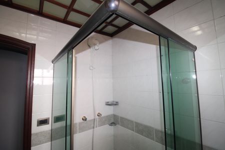 Casa à venda com 207m², 2 quartos e 3 vagasQuarto 2 - Banheiro
