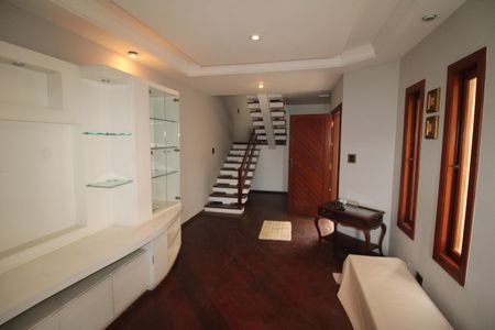 Sala de casa para alugar com 2 quartos, 207m² em Parque Sao Domingos, São Paulo