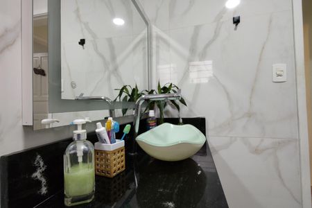 Casa de condomínio à venda com 200m², 3 quartos e 3 vagasBanheiro Social