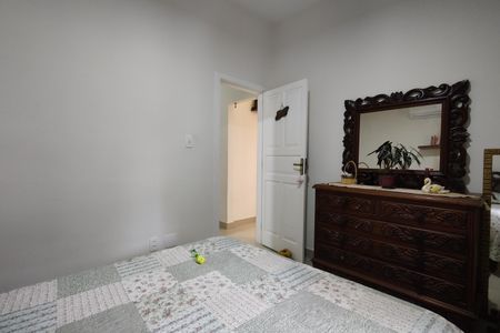 Casa de condomínio à venda com 200m², 3 quartos e 3 vagasQuarto 1