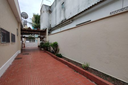 Casa de condomínio à venda com 200m², 3 quartos e 3 vagasGaragem