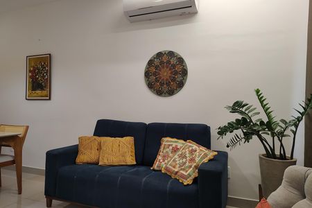 Casa de condomínio à venda com 200m², 3 quartos e 3 vagasSala