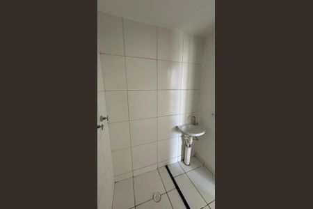 Apartamento à venda com 38m², 2 quartos e sem vaga Apartamento à venda com 38m², 2 quartos e sem vagaBanheiro