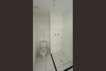 Apartamento à venda com 38m², 2 quartos e sem vaga Apartamento à venda com 38m², 2 quartos e sem vagaBanheiro
