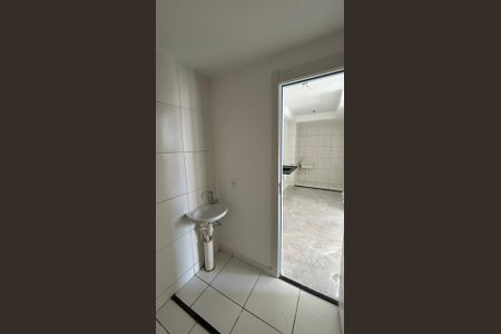 Apartamento à venda com 38m², 2 quartos e sem vaga Apartamento à venda com 38m², 2 quartos e sem vagaBanheiro