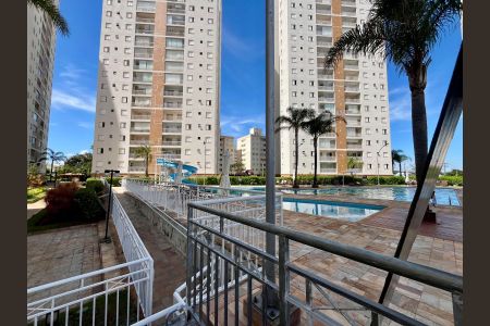 Apartamento à venda com 87m², 2 quartos e 2 vagasÁrea comum - Piscina