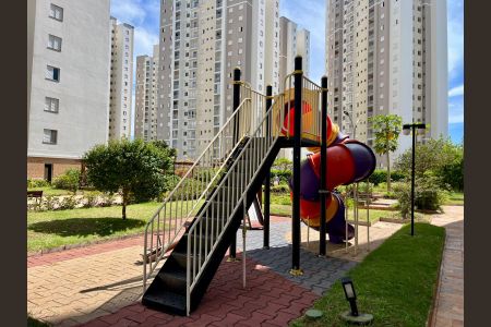 Apartamento à venda com 87m², 2 quartos e 2 vagasÁrea comum - Playground