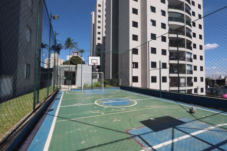 Apartamento para alugar com 65m², 2 quartos e 1 vagaÁrea comum - Quadra