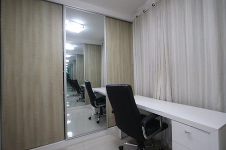 Apartamento para alugar com 65m², 2 quartos e 1 vagaSuíte/Closet