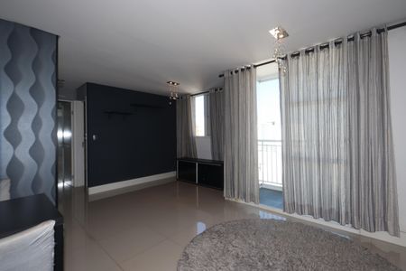 Apartamento para alugar com 65m², 2 quartos e 1 vagaSala