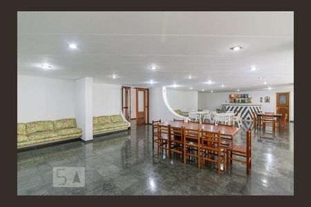 Apartamento à venda com 140m², 3 quartos e 2 vagasÁrea comum - Salão de festas