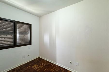 Apartamento à venda com 140m², 3 quartos e 2 vagasQuarto 2