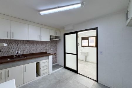 Apartamento à venda com 140m², 3 quartos e 2 vagasCozinha 