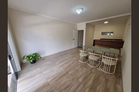 Foto 01 de casa à venda com 2 quartos, 240m² em Vila Homero Thon, Santo André