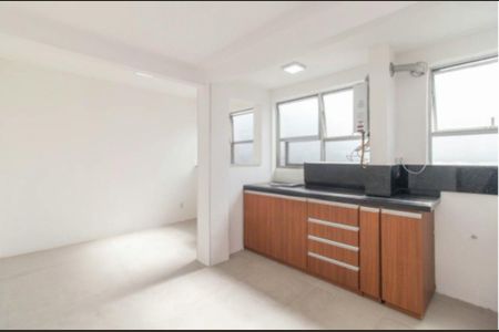 Apartamento à venda com 74m², 2 quartos e 1 vagaFoto 01