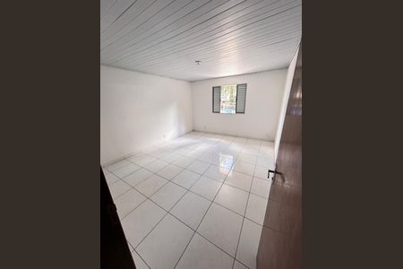 Quarto de casa à venda com 3 quartos, 70m² em Parque Edu Chaves, São Paulo
