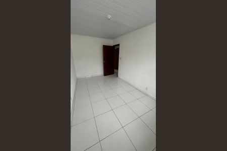 Quarto de casa à venda com 3 quartos, 70m² em Parque Edu Chaves, São Paulo