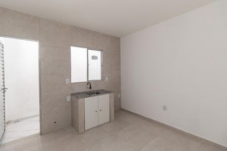 Studio para alugar com 25m², 1 quarto e sem vaga Studio para alugar com 25m², 1 quarto e sem vagaSala