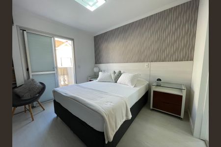 Casa à venda com 141m², 3 quartos e 2 vagasSuíte
