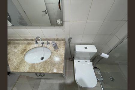 Casa à venda com 141m², 3 quartos e 2 vagasBanheiro 1