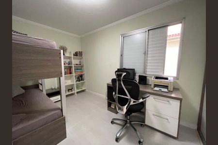 Casa à venda com 141m², 3 quartos e 2 vagasQuarto 2