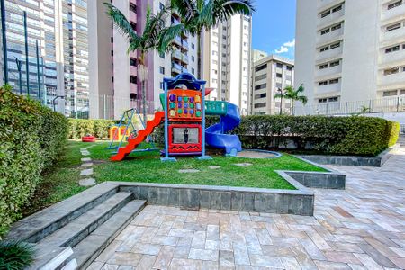 Apartamento à venda com 100m², 3 quartos e 1 vagaÁrea comum - Playground