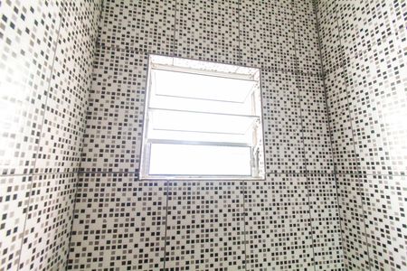 Casa para alugar com 60m², 2 quartos e sem vaga Casa para alugar com 60m², 2 quartos e sem vagaBanheiro