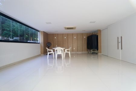 Apartamento para alugar com 110m², 3 quartos e 2 vagas Apartamento para alugar com 110m², 3 quartos e 2 vagasSalão de jogos