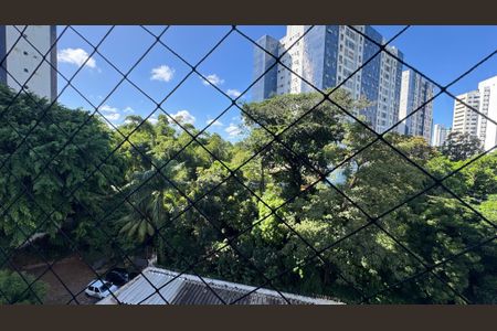 Apartamento para alugar com 110m², 3 quartos e 2 vagas Apartamento para alugar com 110m², 3 quartos e 2 vagasVista