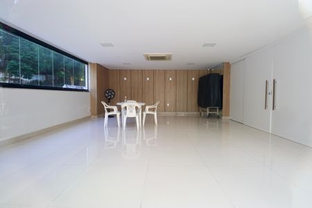 Apartamento para alugar com 110m², 3 quartos e 2 vagas Apartamento para alugar com 110m², 3 quartos e 2 vagasSalão de jogos