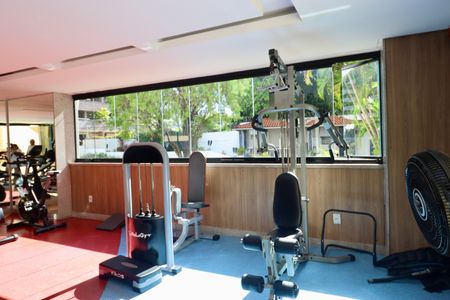 Apartamento para alugar com 110m², 3 quartos e 2 vagas Apartamento para alugar com 110m², 3 quartos e 2 vagasAcademia