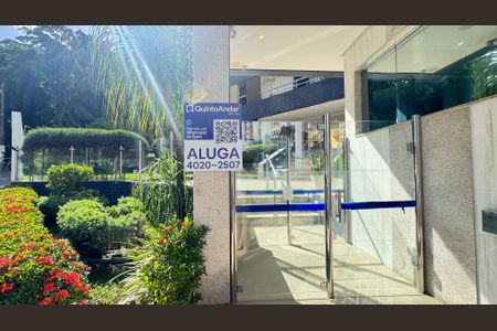 Apartamento para alugar com 110m², 3 quartos e 2 vagas Apartamento para alugar com 110m², 3 quartos e 2 vagasFachada