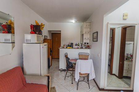 Apartamento para alugar com 54m², 2 quartos e sem vagaSala