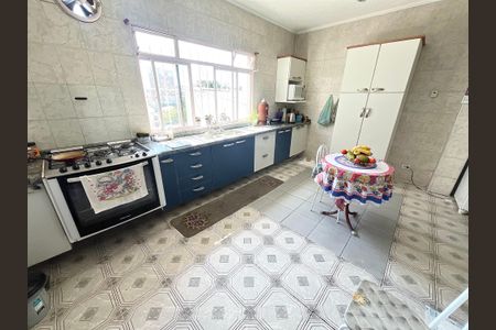 Casa à venda com 450m², 4 quartos e sem vagaCozinha - Armários