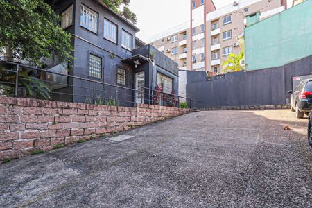 Casa para alugar com 196m², 1 quarto e 3 vagas Casa para alugar com 196m², 1 quarto e 3 vagasÁrea Comum