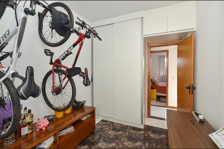 Apartamento à venda com 75m², 3 quartos e 2 vagas Apartamento à venda com 75m², 3 quartos e 2 vagasQuarto 1