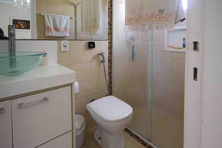 Apartamento à venda com 100m², 3 quartos e 2 vagasBanheiro da suite