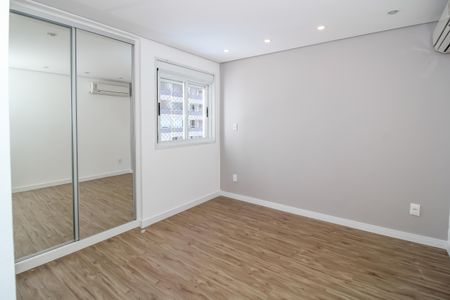 Apartamento à venda com 130m², 3 quartos e 2 vagasQuarto 3