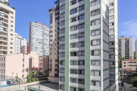 Apartamento à venda com 130m², 3 quartos e 2 vagasVaranda