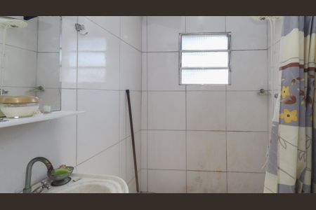 Casa à venda com 70m², 2 quartos e sem vagaBanheiro da Suíte