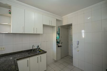 Apartamento para alugar com 104m², 3 quartos e 2 vagasCozinha
