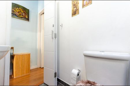 Casa para alugar com 88m², 2 quartos e 1 vaga Casa para alugar com 88m², 2 quartos e 1 vagaBanheiro