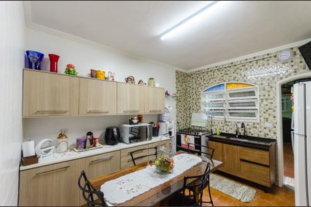 Casa para alugar com 88m², 2 quartos e 1 vaga Casa para alugar com 88m², 2 quartos e 1 vagaCozinha