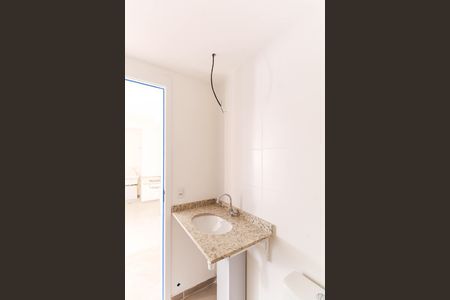 Apartamento para alugar com 37m², 2 quartos e sem vagaBanheiro