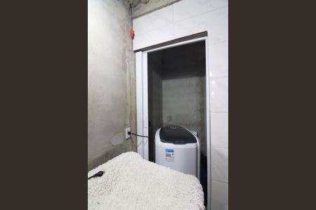 Casa à venda com 50m², 3 quartos e sem vagaÁrea de Serviço e Varanda 
