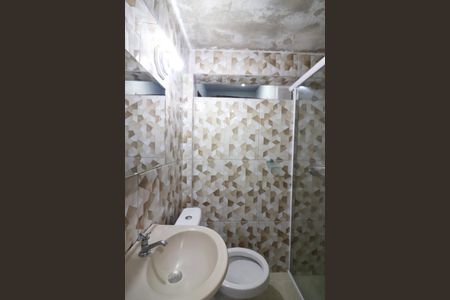 Casa à venda com 50m², 3 quartos e sem vagaBanheiro Casa 2