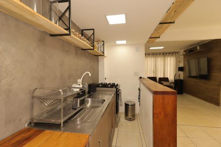 Casa para alugar com 160m², 2 quartos e 2 vagasCozinha