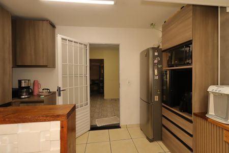 Casa para alugar com 160m², 2 quartos e 2 vagasCozinha