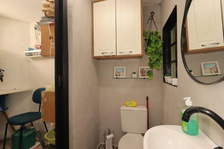 Casa para alugar com 160m², 2 quartos e 2 vagasBanheiro de Serviço