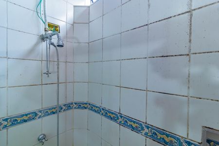 Casa à venda com 180m², 2 quartos e 1 vaga